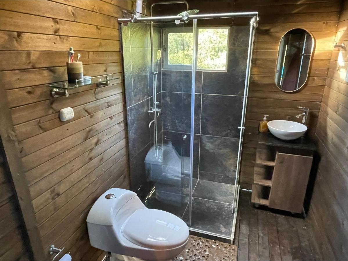 Entre-pinos Glamping Wifi Vista 360º Luxury tent Guarne